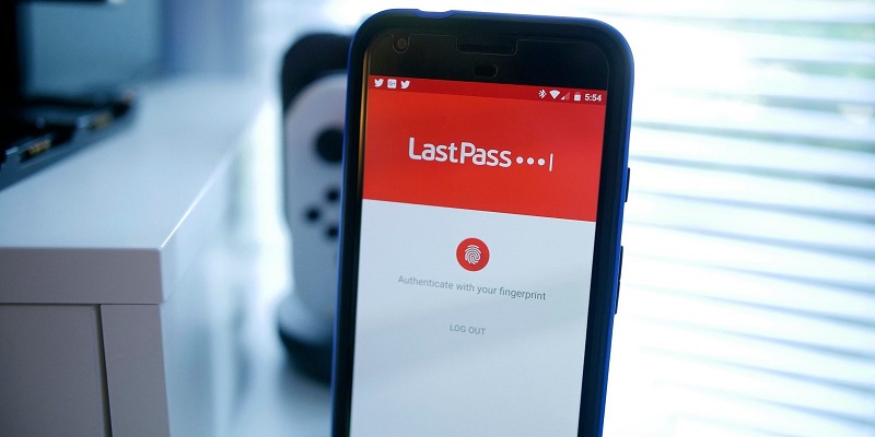 اپلیکیشن LastPass برروی تلفن همراه نیز قابل نصب و استفاده است