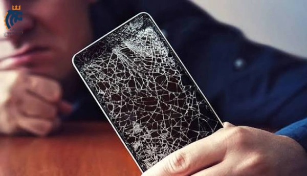 Phone-touch-after-impact-02