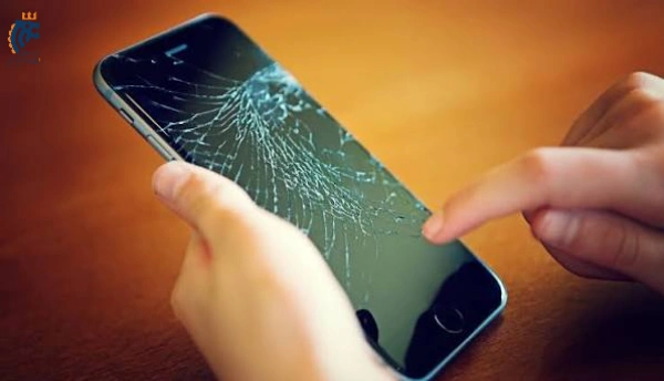 Phone-touch-after-impact-03