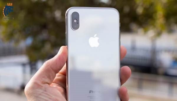 Does-the-iPhone-break-down-later-or-the-Samsung-03